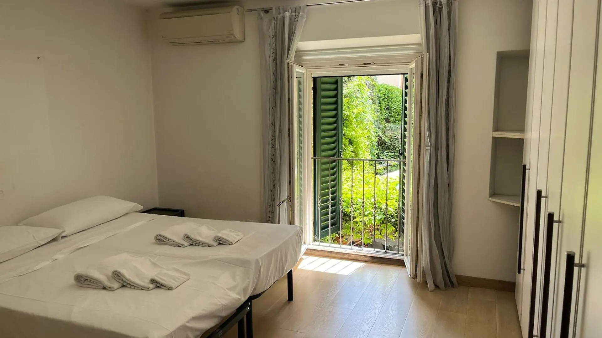 Exquisite 2Br Apartment Nearby Borgo San Frediano Florence